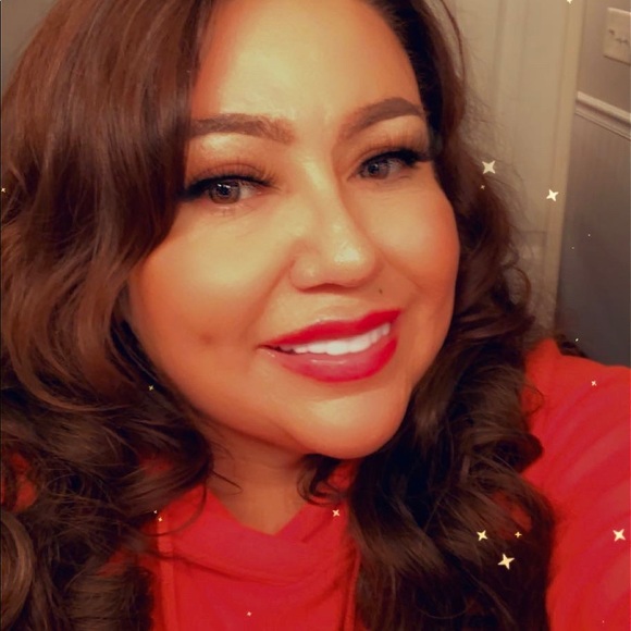 Meet your Posher, Naomi - Picture 1 of 1